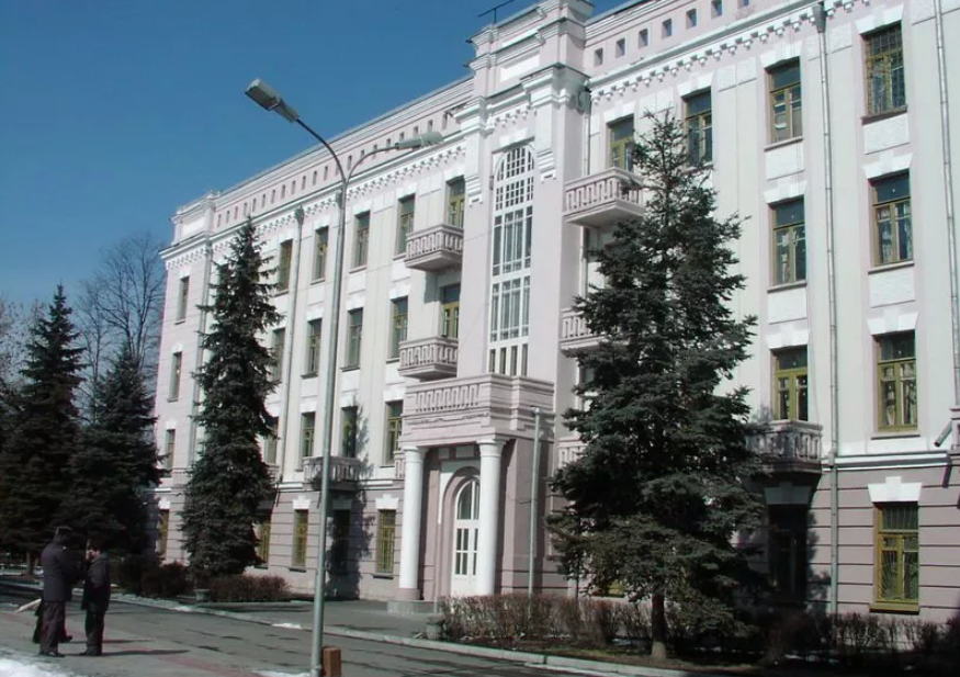 Северо-Кавказский горно-металлургический институт