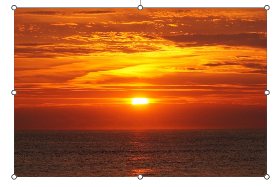 Выделяем изображение для обрезки